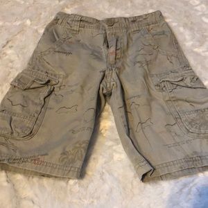 Cherokee size 6 boys shorts